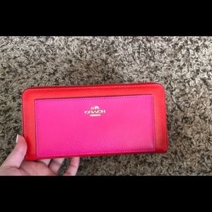 Coach wallet